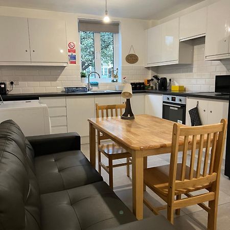 Lovely Double Rooms In Euston & Square In Central Londra Esterno foto