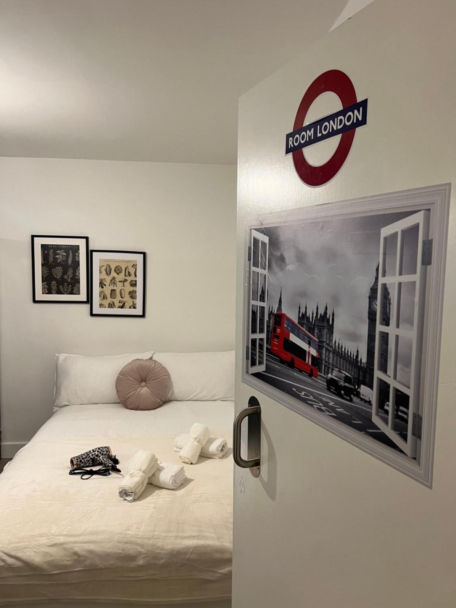 Lovely Double Rooms In Euston & Square In Central Londra Esterno foto