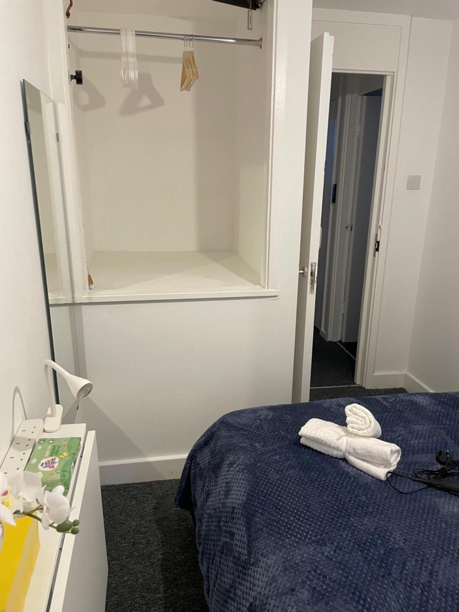 Lovely Double Rooms In Euston & Square In Central Londra Esterno foto