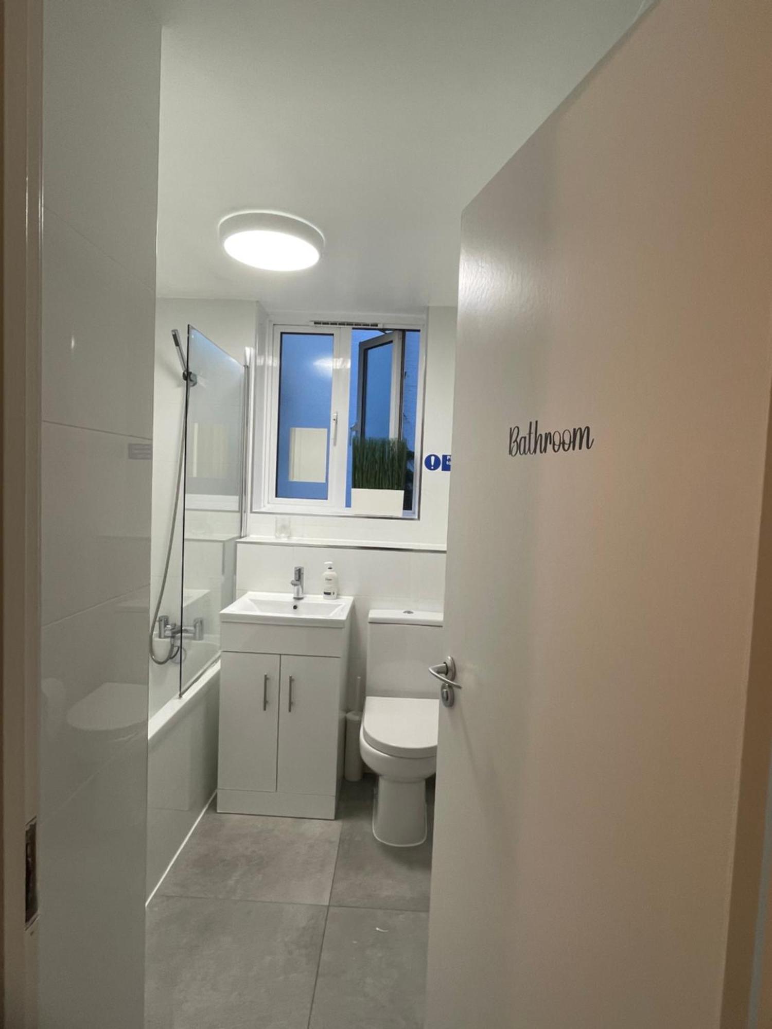 Lovely Double Rooms In Euston & Square In Central Londra Esterno foto
