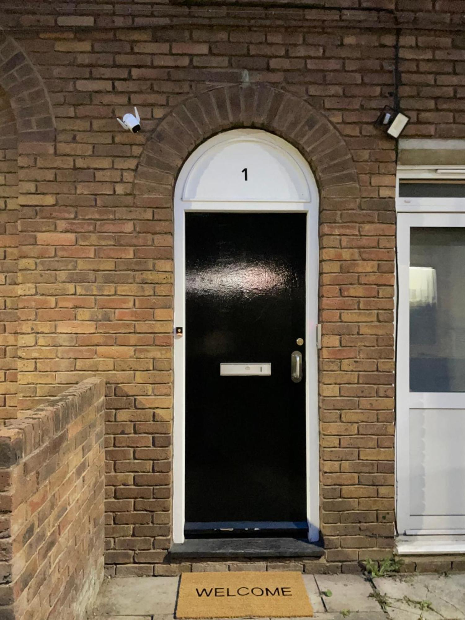 Lovely Double Rooms In Euston & Square In Central Londra Esterno foto